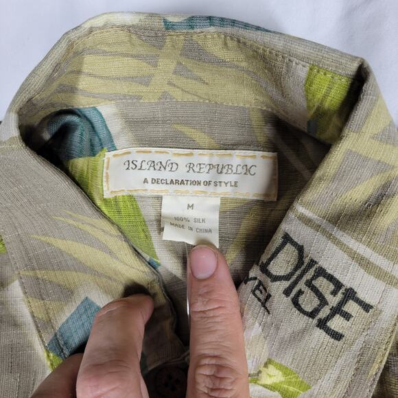 Hawaiian Shirts Dress Mens Sz Medium 100% Silk Summer Beach Pool Bowling Hawaii - Picture 5 of 10